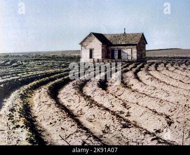 DUSTBOWL condizioni in una fattoria americana durante la depressione 1930s. Foto Stock