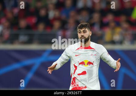 Lipsia, Germania. 25th Ott 2022. Calcio: Champions League, palcoscenico di gruppo, Gruppo F, Giornata 5 RB Leipzig - Real Madrid. Josko Gvardiol di Lipsia gesticulates. Credit: Jan Woitas/dpa/Alamy Live News Foto Stock