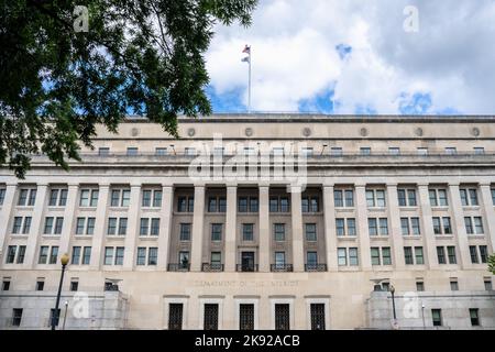 Washington, DC - 8 settembre 2022: L'edificio Stewart Lee Udall del Dipartimento degli interni è stato costruito nel 1936 sotto la presidenza Franklin D. Roosever Foto Stock