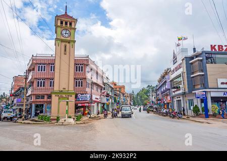 PYIN Oo LWIN, MYANMAR - 18 agosto 2015: Torre Purcell nella città, Pyin Oo Lwin. L'orologio è stato fatto nel 1934 da Gillete e Johnson Co. Di Inghilterra in c Foto Stock