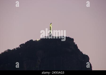 Statua di Cristo Redentore a Rio de Janeiro, Brasile - 29 maggio 2022: Statua di Cristo Redentore a Rio de Janeiro. Foto Stock