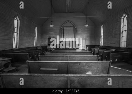 Foto in bianco e nero della città fantasma Foto Stock