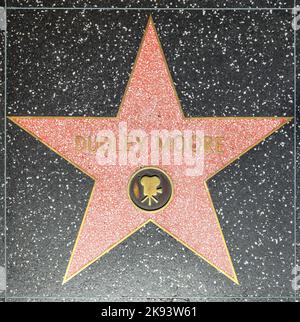 HOLLYWOOD - 26 GIUGNO: La star di Dudley Moores sulla Walk of Fame di Hollywood il 26 giugno 2012 a Hollywood, California. Questa stella si trova su Hollywood Blvd. A. Foto Stock