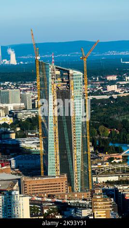 FRANCOFORTE, GERMANIA - SETTEMBRE 5: La nuova sede centrale della Banca centrale europea è in costruzione il 5 settembre 2013 a Francoforte, Germania. I 500 milioni di dollari Foto Stock