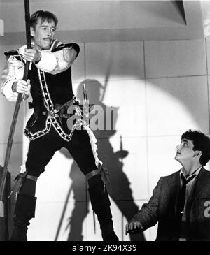PETER o'TOOLE e MARK LINN-BAKER nel MIO PREFERITO ANNO 1982 regista RICHARD BENJAMIN storia Dennis Palumbo sceneggiatura Norman Steinberg e Dennis Palumbo executive costume designer May Routh produttore Mel Brooks Brooksfilms / Metro Goldwyn Mayer Foto Stock