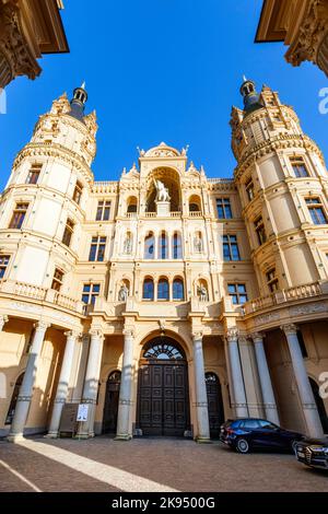 Castello di Schwerin, sede del parlamento di Stato del Meclemburgo-Pomerania occidentale Foto Stock