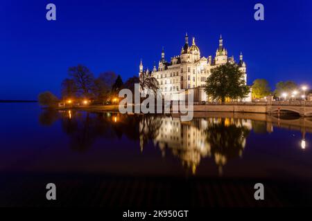 Schloss Schwerin, Sitz des Landtages von Mecklenburg-Vorpommern Foto Stock