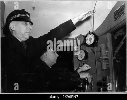 Conducente LOK nella cabina di guida di Elllok. Foto Stock