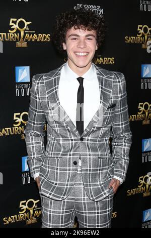 25 ottobre 2022, Burbank, CA, USA: LOS ANGELES - OTT 25: Zackary Arthur al Saturn Awards 50th - Arrivi al Marriott Convention Center il 25 ottobre 2022 a Burbank, CA (Credit Image: © Kay Blake/ZUMA Press Wire) Foto Stock