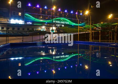 Riflessioni notturne a North Beach Harbour, Bridlington, Yorkshire Foto Stock