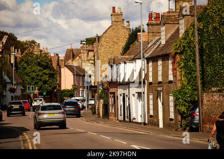 Godmanchester, Huntingdonshire, Cambridgeshire, Inghilterra. Post Street attraverso il villaggio Foto Stock