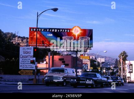 Terra Vento e fuoco, io sono, cartellone sulla Sunset Strip, Los Angeles, CA., USA, 1979 Foto Stock