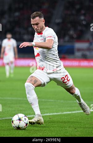 Lipsia, Germania. 25th Ott 2022. Calcio: Champions League, palcoscenico di gruppo, Gruppo F, Giornata 5 RB Leipzig - Real Madrid. David Raum di Lipsia in azione. Credit: Hendrik Schmidt/dpa/Alamy Live News Foto Stock