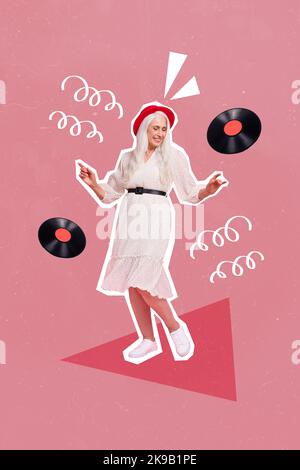 Collage fotografico creativo verticale illustrazione di buon umore positivo donna matura allegra danza isolato su sfondo di colore rosa Foto Stock