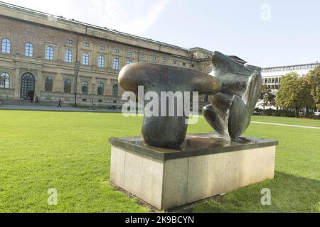 Henry Moore opera d'arte Foto Stock