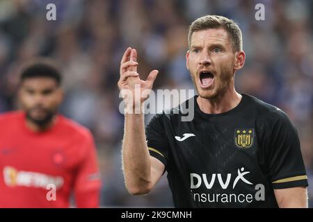 Jan Vertonghen di Anderlecht reagisce durante una partita di calcio tra il belga RSC Anderlecht e il rumeno FCSB, giovedì 27 ottobre 2022 a Bruxelles, il giorno cinque nella fase di gruppo della UEFA Conference League. FOTO DI BELGA BRUNO FAHY Credit: Agenzia Notizie di Belga/Alamy Live News Foto Stock