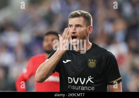 Jan Vertonghen di Anderlecht reagisce durante una partita di calcio tra il belga RSC Anderlecht e il rumeno FCSB, giovedì 27 ottobre 2022 a Bruxelles, il giorno cinque nella fase di gruppo della UEFA Conference League. FOTO DI BELGA BRUNO FAHY Credit: Agenzia Notizie di Belga/Alamy Live News Foto Stock