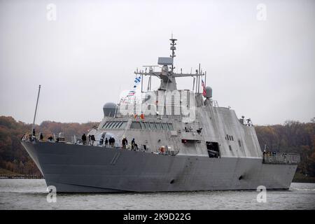 La nave da combattimento litoranea USS Sioux City (LCS 11) U.S. Navy Foto Stock