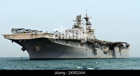 La nave d'assalto anfibio USS Iwo Jima (LHD 7) U.S. Navy Foto Stock