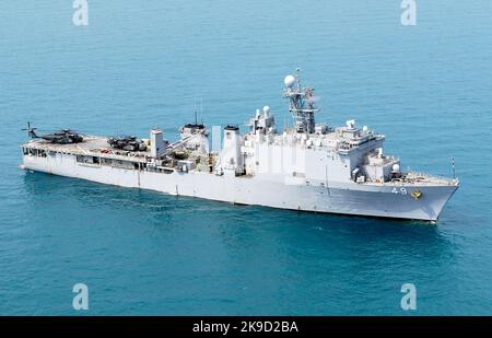 Nave da sbarco anfibio USS Harpers Ferry (LSD 49) U.S. Navy Foto Stock