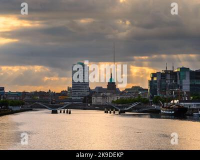 Vista della città di Dublino sul centro città - Irlanda Foto Stock