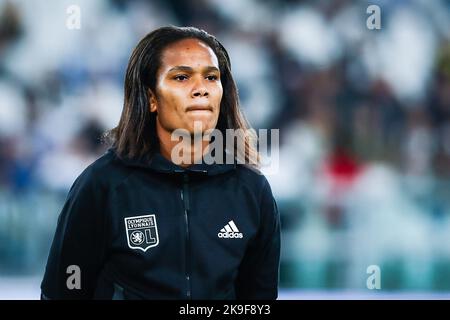 Torino, Italia. 27th Ott 2022. Wendie Renard dell'Olympique Lyonnais visto durante la partita di calcio UEFA Women's Champions League 2022/23 - Gruppo C tra Juventus FC e Olympique Lyonnais allo stadio Allianz. Punteggio finale; Juventus 1:1 Lione. Credit: SOPA Images Limited/Alamy Live News Foto Stock