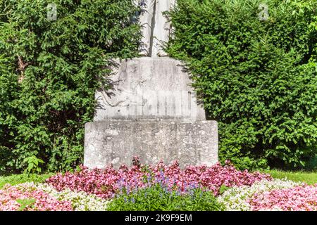 Vienna, Austria - 21 luglio 2009: Famoso memoriale Adalbert Stifter a Tuerkenschanzpark a Vienna, Austria. L'architetto Carl Philipp inaugurò il Th Foto Stock