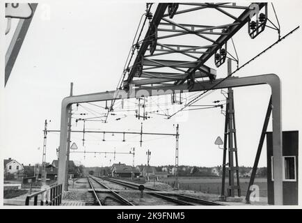 Il ponte a doppio binario sul canale di Göta in modalità di traffico ferroviario. Foto Stock