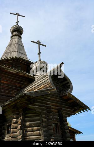 Frammento di Spaso-Zashiverskaya Chiesa costruita in legno senza un chiodo nel 1600 in Siberia, Russia Foto Stock