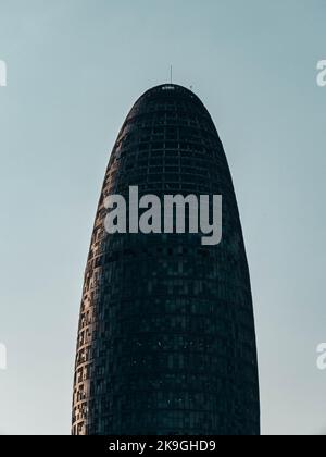 Una foto verticale delle Torre Glories, precedentemente conosciuta come Torre Agbar Foto Stock