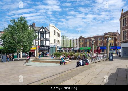 All Saints Square, Rotherham, South Yorkshire, Inghilterra, Regno Unito Foto Stock