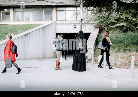 Pristina, Kosovo. Novembre 24, 2017. Alcune viste sulla città di Pristina, la capitale politica del Kosovo Foto Stock