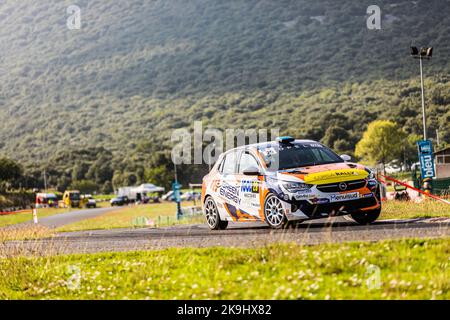 Le Vigan, Francia. 28th Ott 2022. 29 MUNSTER Charles, PASCAUD Loris, Opel corsa Rally4, azione durante il Rallye Critérium des Cévennes 2022, 8th° round del Championnat de France des Rallyes 2022, dal 27 al 29 ottobre 2022 a Montpellier - le Vigan, Francia - Foto Bastien Roux / DPPI Credit: DPPI Media/Alamy Live News Foto Stock