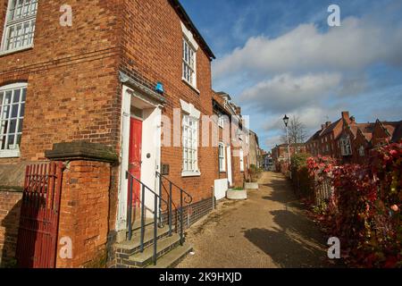 Case di città vecchia a Tamworth, Regno Unito Foto Stock