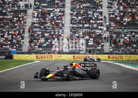 Città del Messico, Messico. 28th Ott 2022. 11 durante il Gran Premio di Formula 1 de la Ciudad de Mexico 2022, Gran Premio del Messico 2022, 20th° round del Campionato del mondo FIA di Formula uno 2022 dal 28 al 30 ottobre 2022 sull'Autodromo Hermanos Rodriguez, a Città del Messico, Messico - Foto: Xavi Bonilla / DPPI/DPPI/LiveMedia Credit: Agenzia indipendente per le foto/Alamy Live News Foto Stock