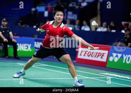 Parigi, Francia. 28th Ott 2022. He Bingjiao ha fatto ritorno durante la partita femminile di quarti di finale tra He Bingjiao di Cina e Busanan Ongbamrungphan di Thailandia al torneo di badminton French Open 2022 di Parigi, Francia, 28 ottobre 2022. Credit: Tang Shi/Xinhua/Alamy Live News Foto Stock