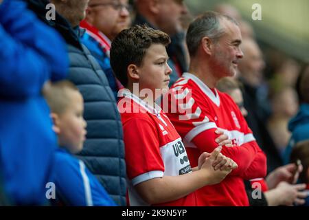 Preston, Regno Unito. 29th Ott 2022. I fan di Middlesborough si accinganno durante la partita del Campionato Sky Bet Preston North End vs Middlesbrough a Deepdale, Preston, Regno Unito, 29th ottobre 2022 (Photo by Phil Bryan/News Images) a Preston, Regno Unito, il 10/29/2022. (Foto di Phil Bryan/News Images/Sipa USA) Credit: Sipa USA/Alamy Live News Foto Stock