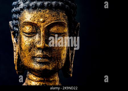 statua di buddha in calma riposo meditazione Foto Stock