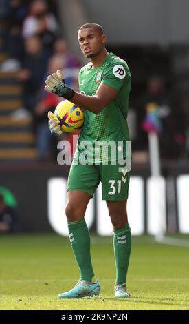 Il portiere di Southampton Gavin Bazunu durante la partita della Premier League al Selhurst Park, Londra. Data immagine: Sabato 29 ottobre 2022. Foto Stock