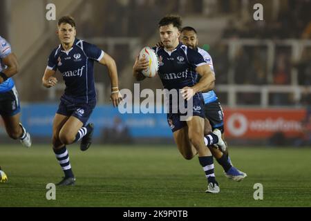 Newcastle, Regno Unito. 10th Set, 2022. Calum Gahan of Scotland in azione durante la partita della Coppa del mondo di rugby 2021 Pool B tra Figi e Scozia a Kingston Park, Newcastle, sabato 29th ottobre 2022. (Credit: Chris Lishman | NOTIZIE MI) Credit: NOTIZIE MI & Sport /Alamy Live News Foto Stock