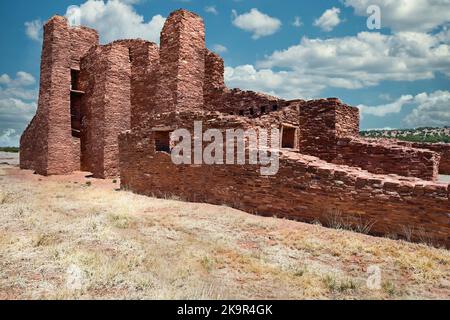 Missione rovine di San Gregorio De Abo originariamente costruito nel 1629 dai missionari spagnoli nel New Mexico. Foto Stock