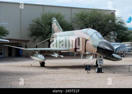 McDonnell Douglas F-4 Phantom II in mostra al Pima Air and Space Museum Foto Stock