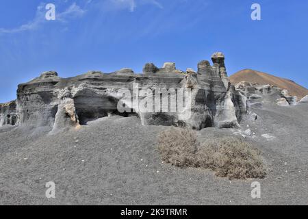 Paesaggio roccioso intorno al vulcano Montana de Guenia, Città stratificata, Lanzarote, Isole Canarie, Spagna Foto Stock