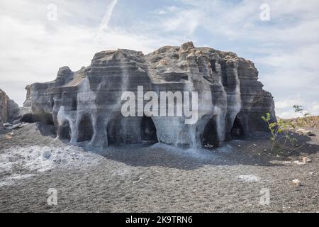 Paesaggio roccioso intorno al vulcano Montana de Guenia, Città stratificata, Lanzarote, Isole Canarie, Spagna Foto Stock