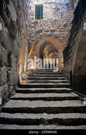 Ingresso 12th ° secolo Ajloun Castello nord Giordania Foto Stock