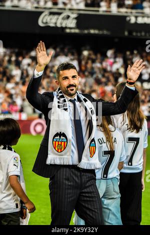 VALENCIA, SPAGNA - OCTOBR 29: David Villa celebrazione prima della partita tra Valencia CF e FC Barcellona di la Liga Santander il 29 ottobre 2022 a Mestalla a Valencia, Spagna. (Foto di Samuel Carreño/ PX Images) Credit: PX Images/Alamy Live News Foto Stock