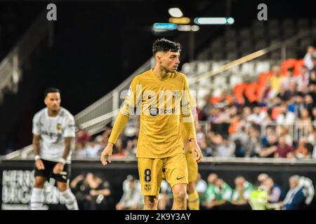 VALENCIA, SPAGNA - OCTOBR 29: Pedri del FC Barcellona durante la partita tra Valencia CF e FC Barcellona della Liga Santander il 29 ottobre 2022 a Mestalla a Valencia, Spagna. (Foto di Samuel Carreño/ PX Images) Credit: PX Images/Alamy Live News Foto Stock