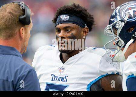 Houston, Texas, Stati Uniti. 30th Ott 2022. Il quartback dei Tennessee Titans Malik Willis (7) durante una partita tra i Tennessee Titans e gli Houston Texans a Houston, Texas. Trask Smith/CSM/Alamy Live News Foto Stock