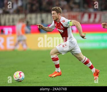 Colonia, Germania. 30th ottobre 2022. Florian Kainz (Koeln), Colonia, Germania. 30th Ott 2022. Bundesliga, giorno della partita 12, 1. FC Colonia - TSG Hoffenheim. LE NORMATIVE DFL VIETANO QUALSIASI USO DI FOTOGRAFIE COME SEQUENZE DI IMMAGINI E/O QUASI-VIDEO Credit: Juergen Schwarz/Alamy Live News Foto Stock