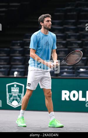 Parigi, Francia. 30th Ott 2022. Gilles Simon di Francia durante il Rolex Paris Masters, torneo di tennis ATP Masters 1000, il 30 ottobre 2022 presso l'Accor Arena di Parigi, Francia. Foto di Victor Joly/ABACAPRESS.COM Credit: Victor Joly/Alamy Live News Foto Stock